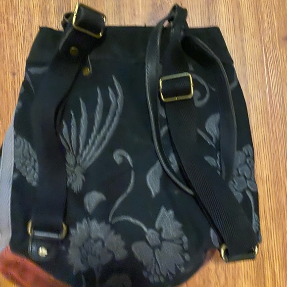 Lucky Brand 2 way purse - Picture 2 of 2